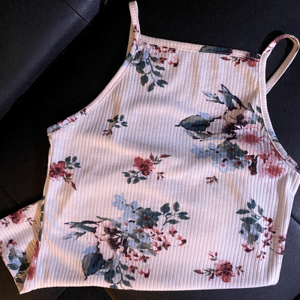 Floral top